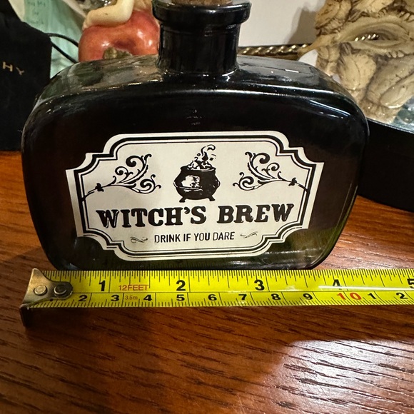 Witch's Brew Black Potion Bottle - Picture 3 of 4